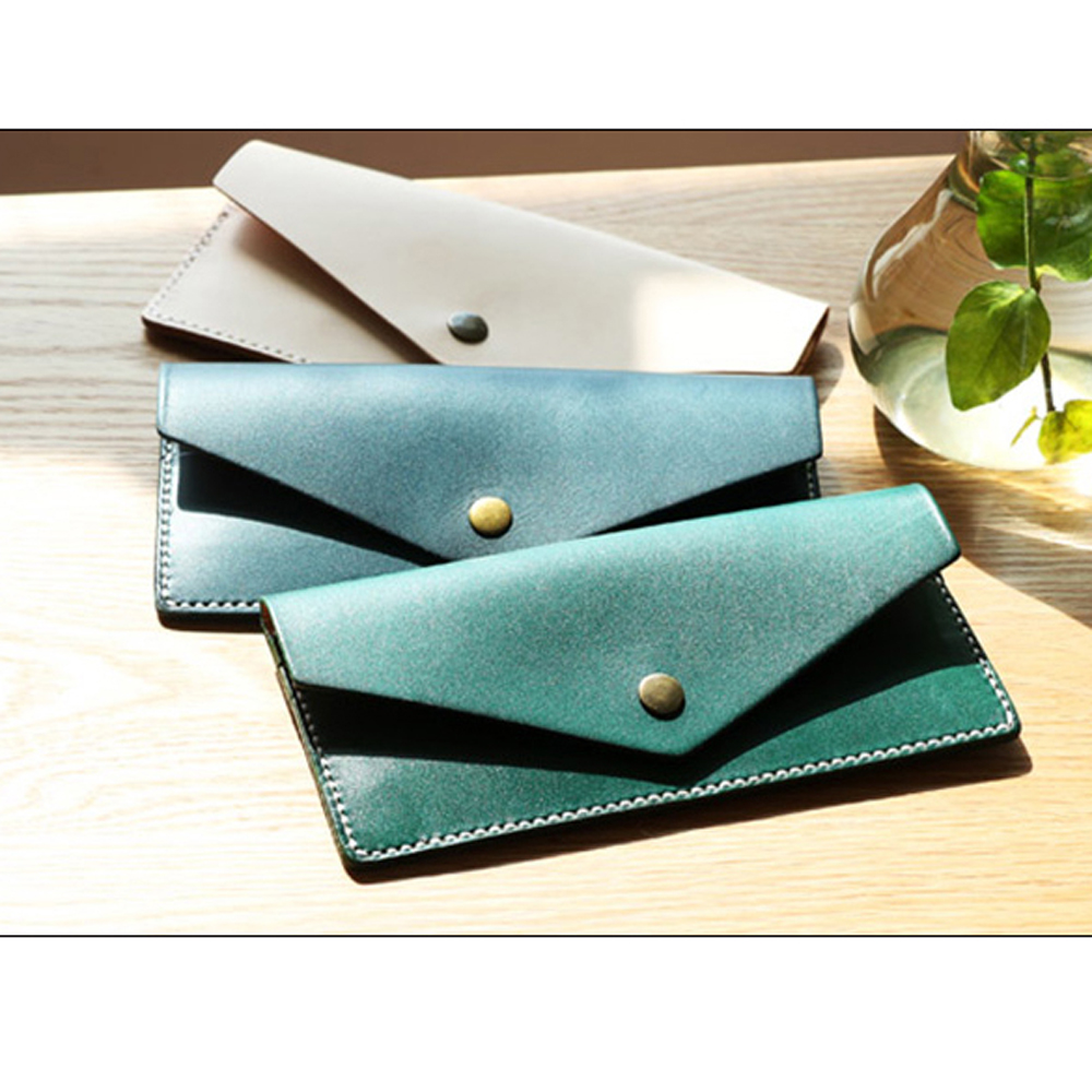 DIYレザークラフトロングウォレットエンベロープカードホルダ - Leatherwork Punch のレビューと価格
